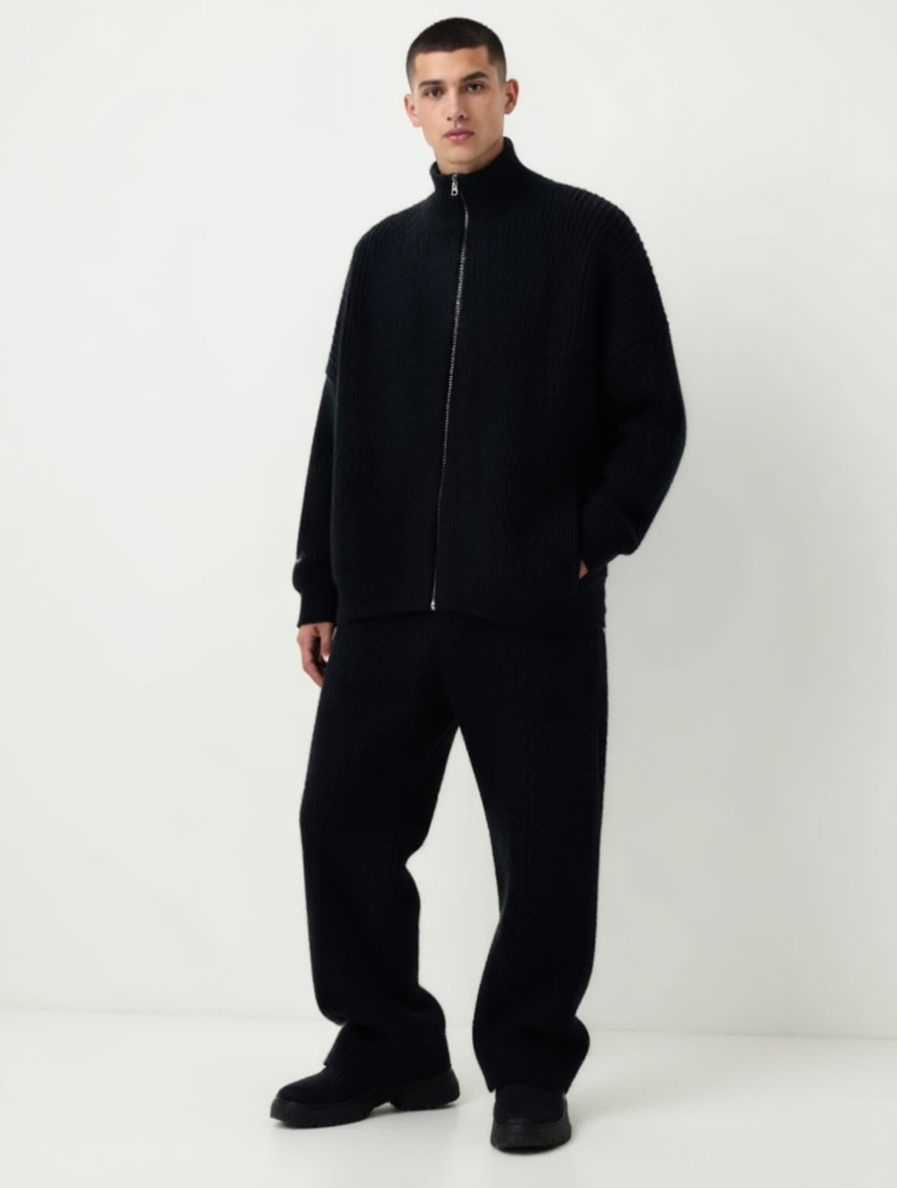 Rubber Knitwear - Black